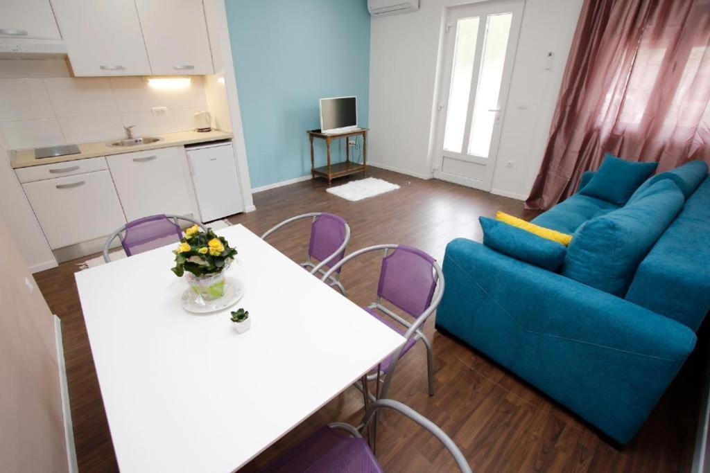Apartmani Sea Star Makarska Buitenkant foto