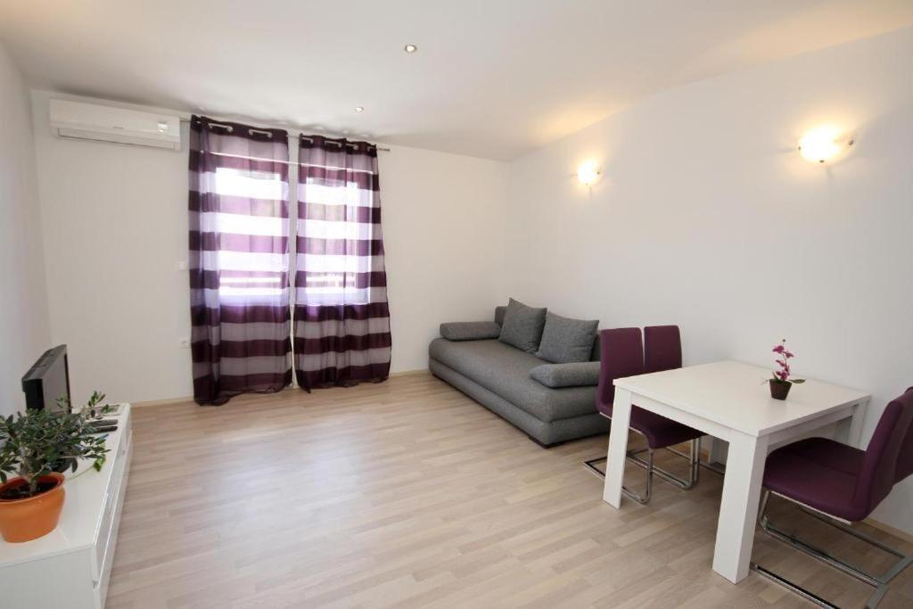 Apartmani Sea Star Makarska Buitenkant foto